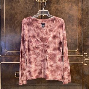 Women’s CalvinKleinJeans tiedye long sleeve vneck